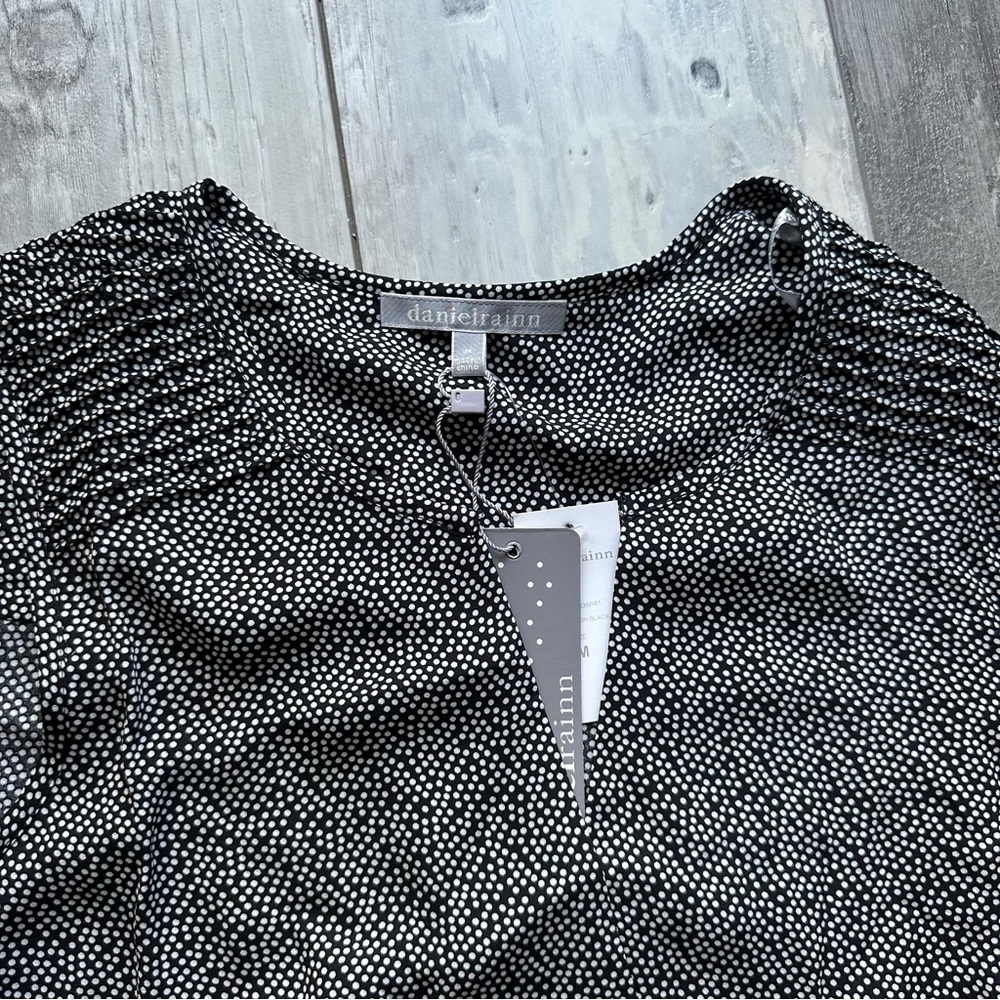 Daniel Rainn sleeveless blouse. Medium, brand new with tags.